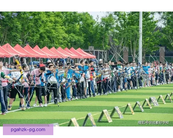 射箭锦标赛:瞄准靶心,挥洒弓弦 射箭锦标赛:瞄准靶心,挥洒弓弦